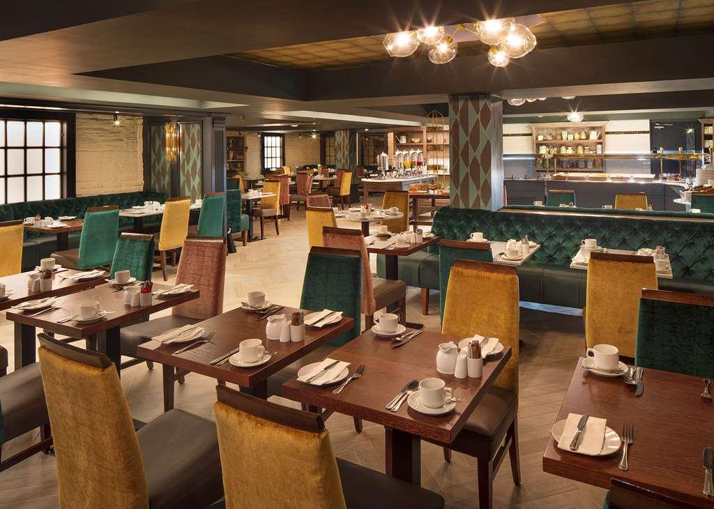 The Address Connolly Hotel Bray Restoran gambar